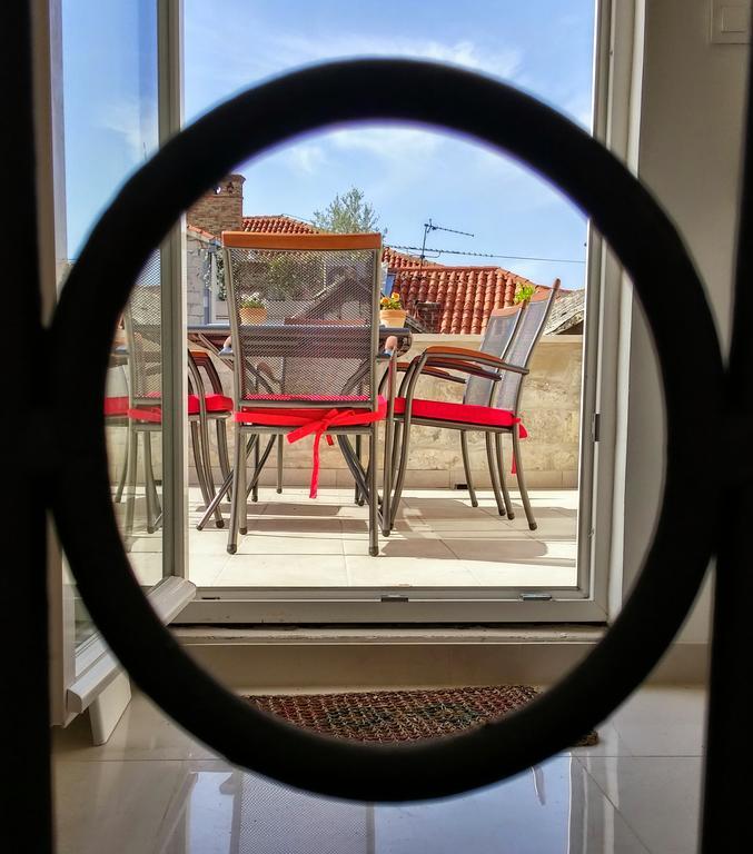 Apartman Sv Petar Stari U Centru Splita Exterior foto